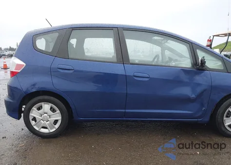 2013 Honda Fit z USA, uszkodzony, nr VIN JHMGE8H36DC079187